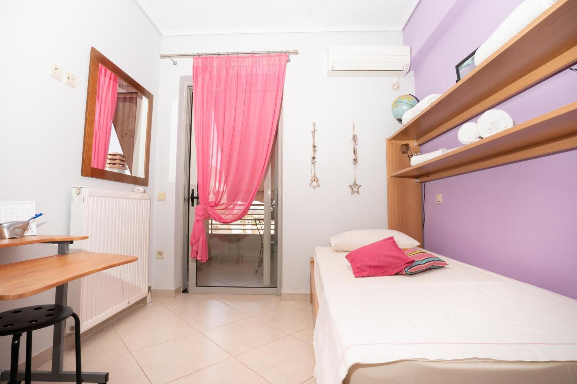 Maria'S Airport Apartment Koropi Exterior foto